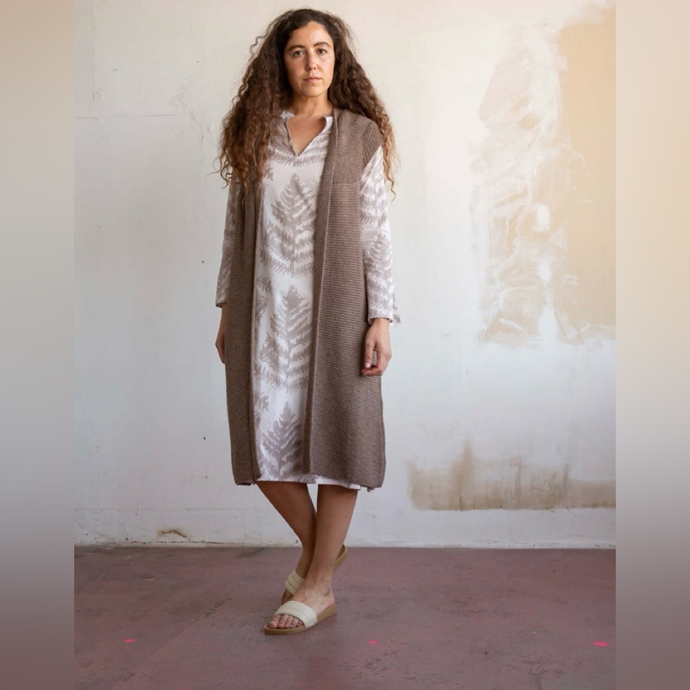 Erica Tanov Sleeveless Long Cardigan in Bark Size 2